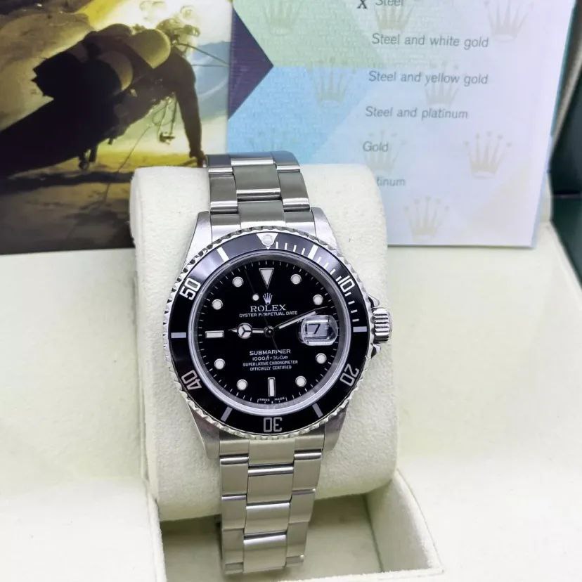  Rolex Submariner date 16610